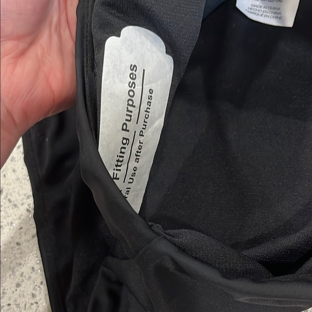 NWT Reebok Black and White Bathing Suit - Picture 6 of 8